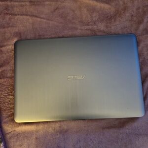 ASUS X540Y Silver Laptop
